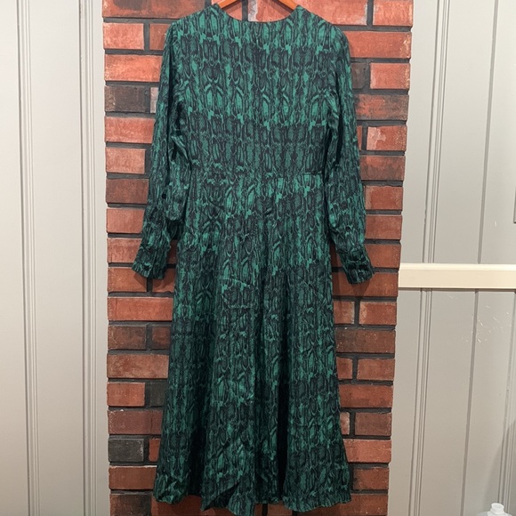 Reiss GRETA LONG SLEEVE PRINTED MIDI DRESS - Picture 4 of 16